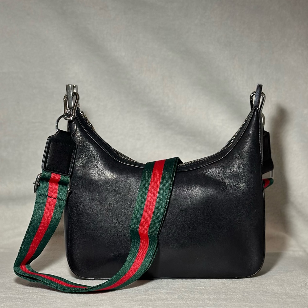 Authenticated GUCCI Tom Ford Leather Shoulder Bag